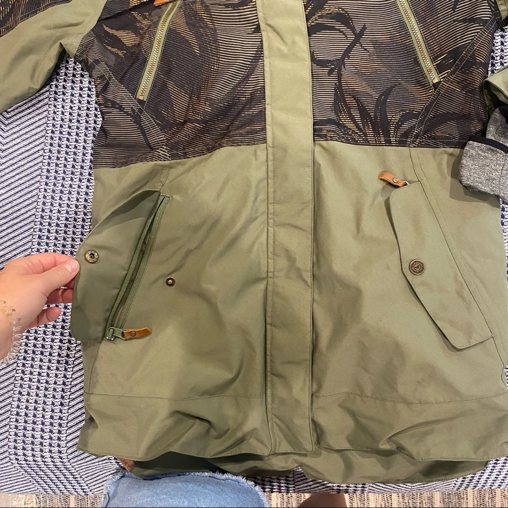 Roxy Jetty Snowboard jacket - Picture 2 of 13